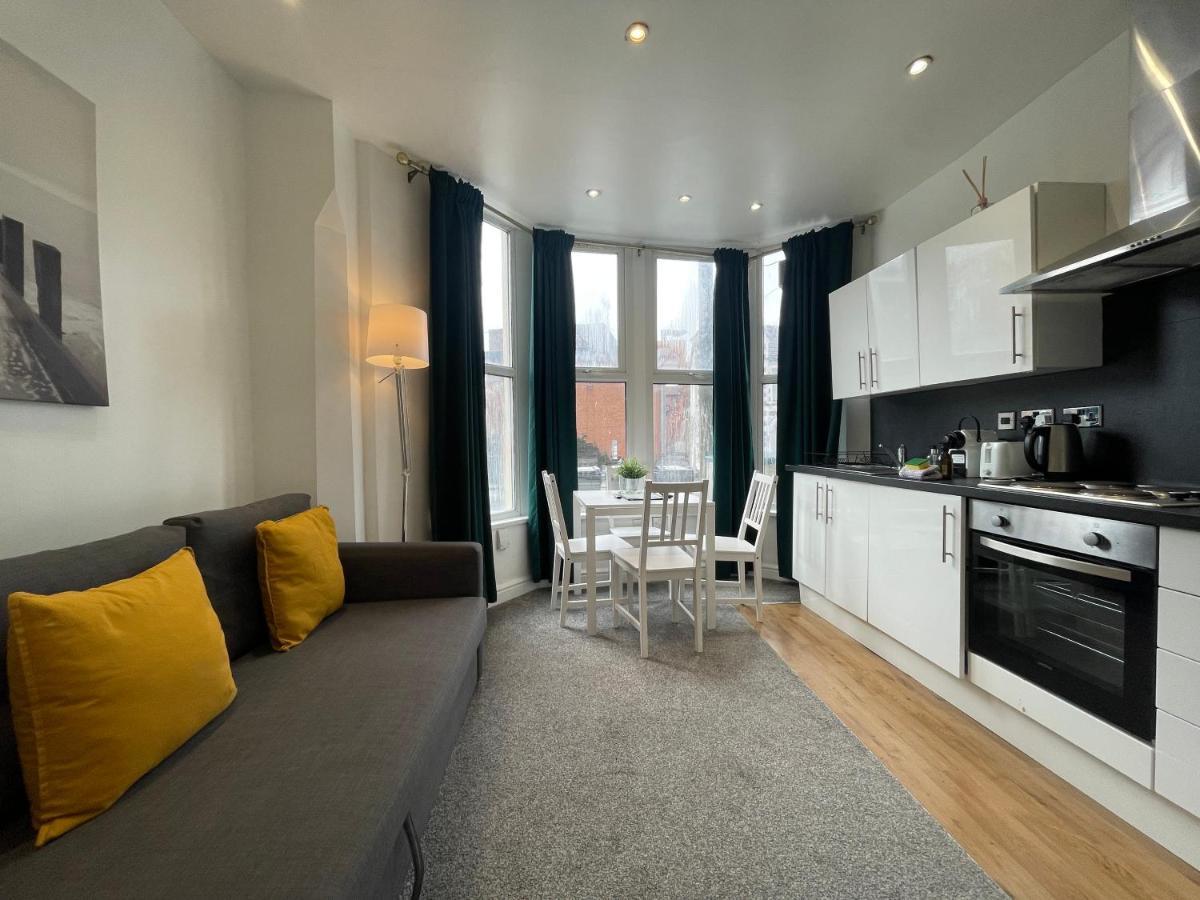 Stylish Modern Apartment For Up To 4 Nr Citycentre Cardiff Eksteriør billede